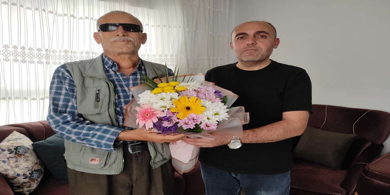 32 Yıllık Karanlığı Çocuklarının Başarısıyla Aydınlattı