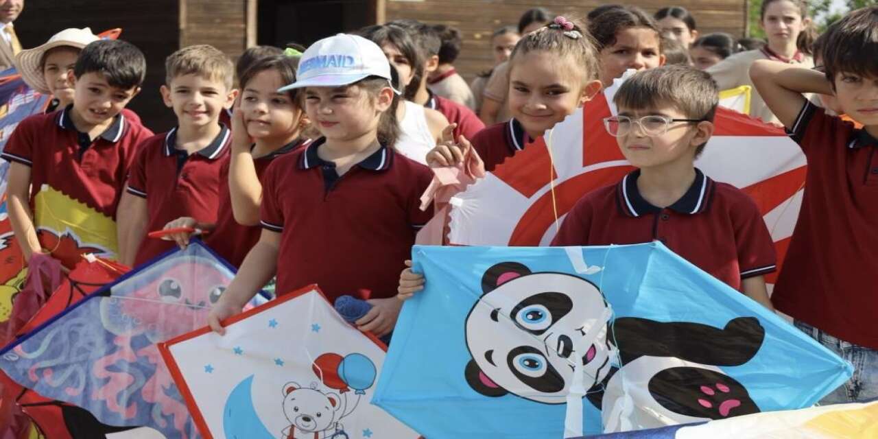 Diyarbakır’da uçurtma şenliği düzenlendi