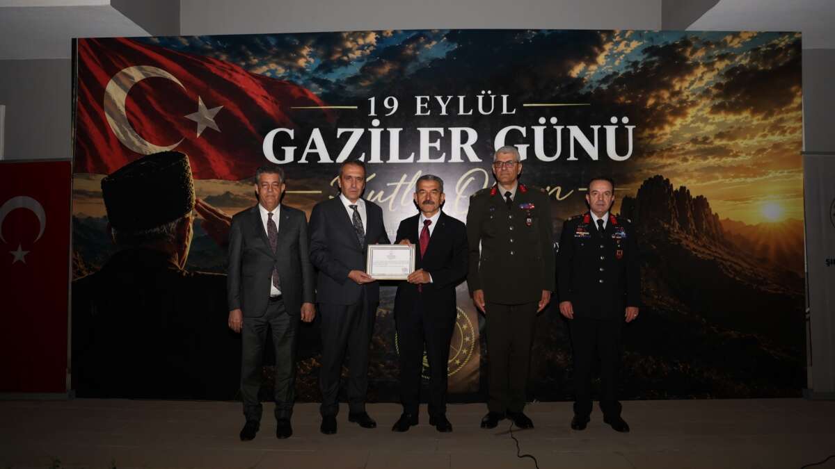 Şırnak’ta Gaziler Günü Programında Volkan Sazak’a Veda