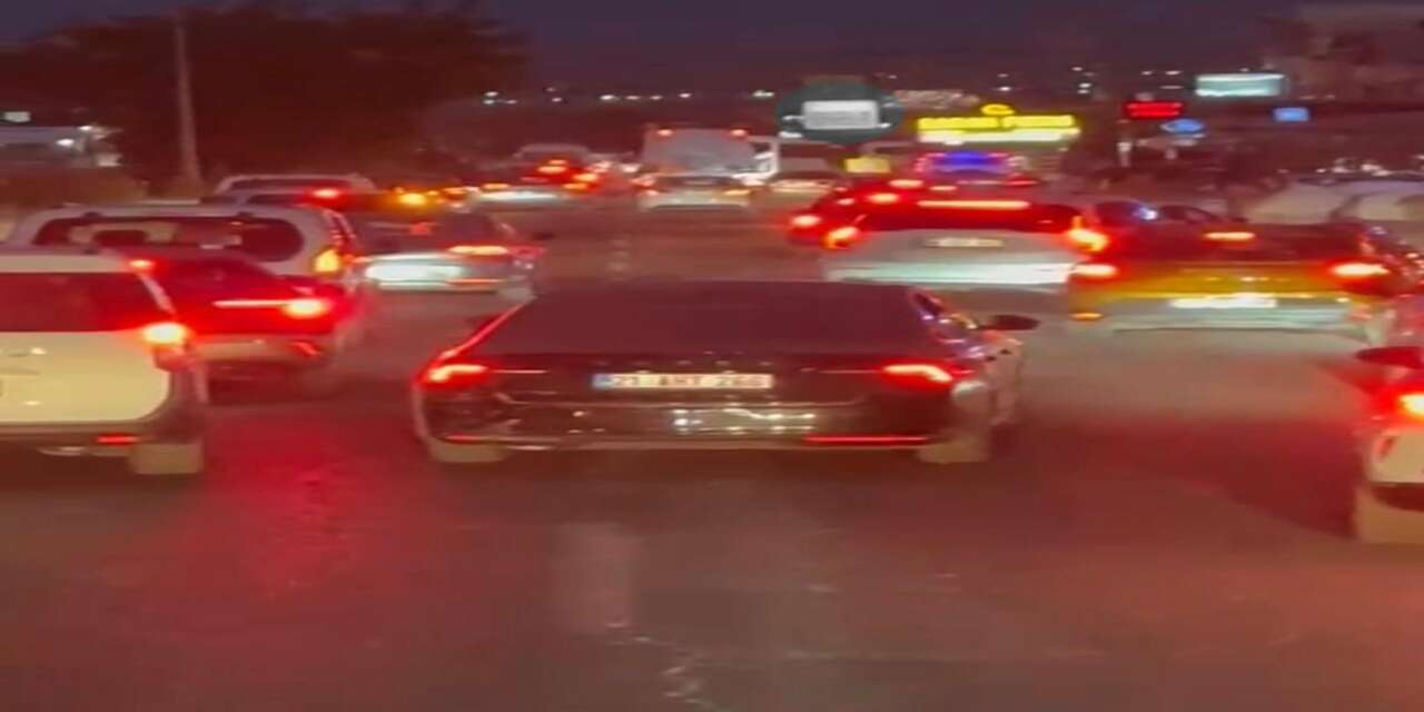 Diyarbakır'da İtfaiyeye Fermuar Sistemli Yol: Bir Sürücü Anonsa Rağmen İlerledi