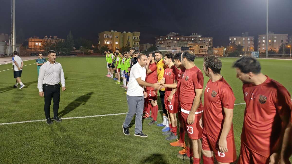 Şırnak'ta Futbol Heyecanı Cumhuriyet Kupası’yla Başladı