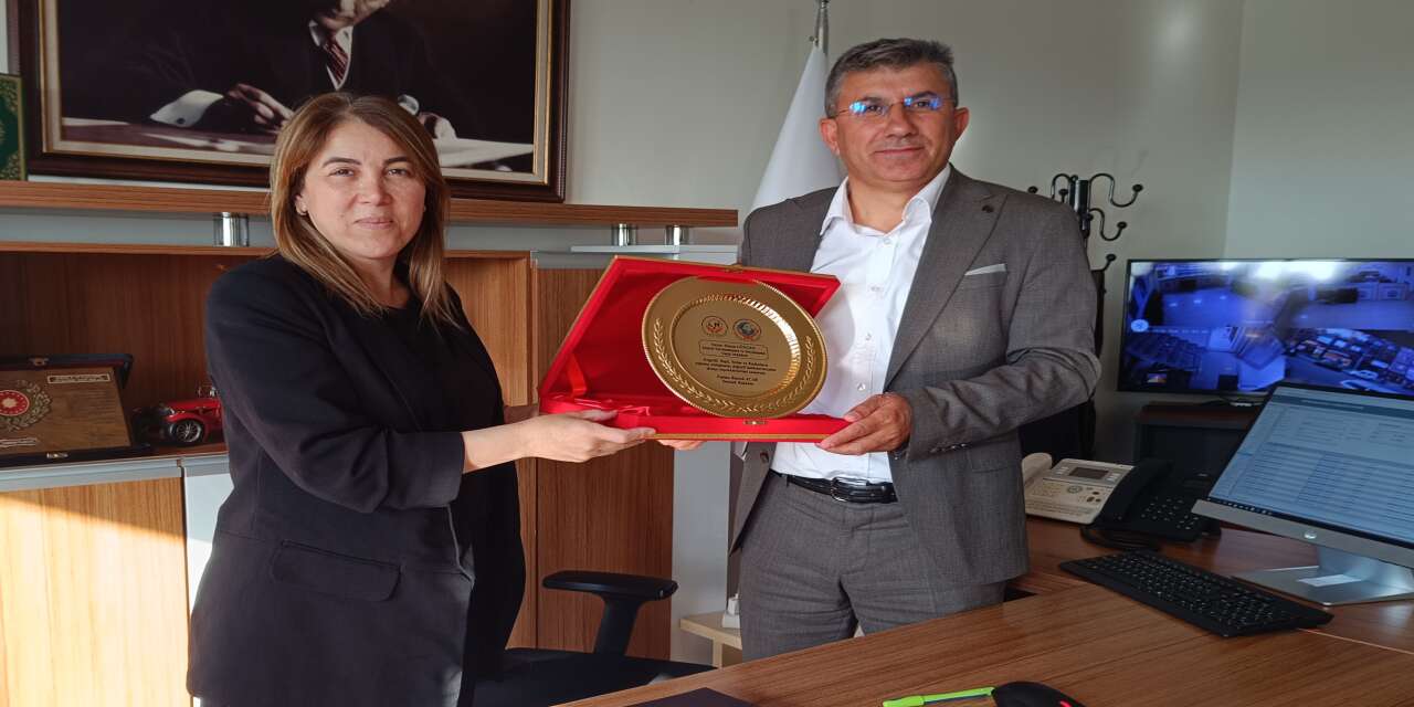 Şırnak’ta 7 Yıllık Vefa ve Dayanışma: Hasan Güngen’e Teşekkür Plaketi