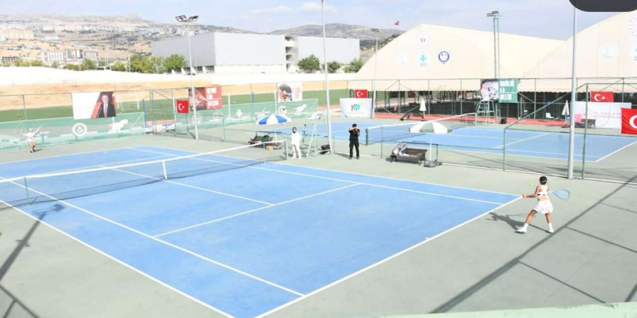 Şırnak Cudi Cup’ta Yarı Final Heyecanı Devam Ediyor