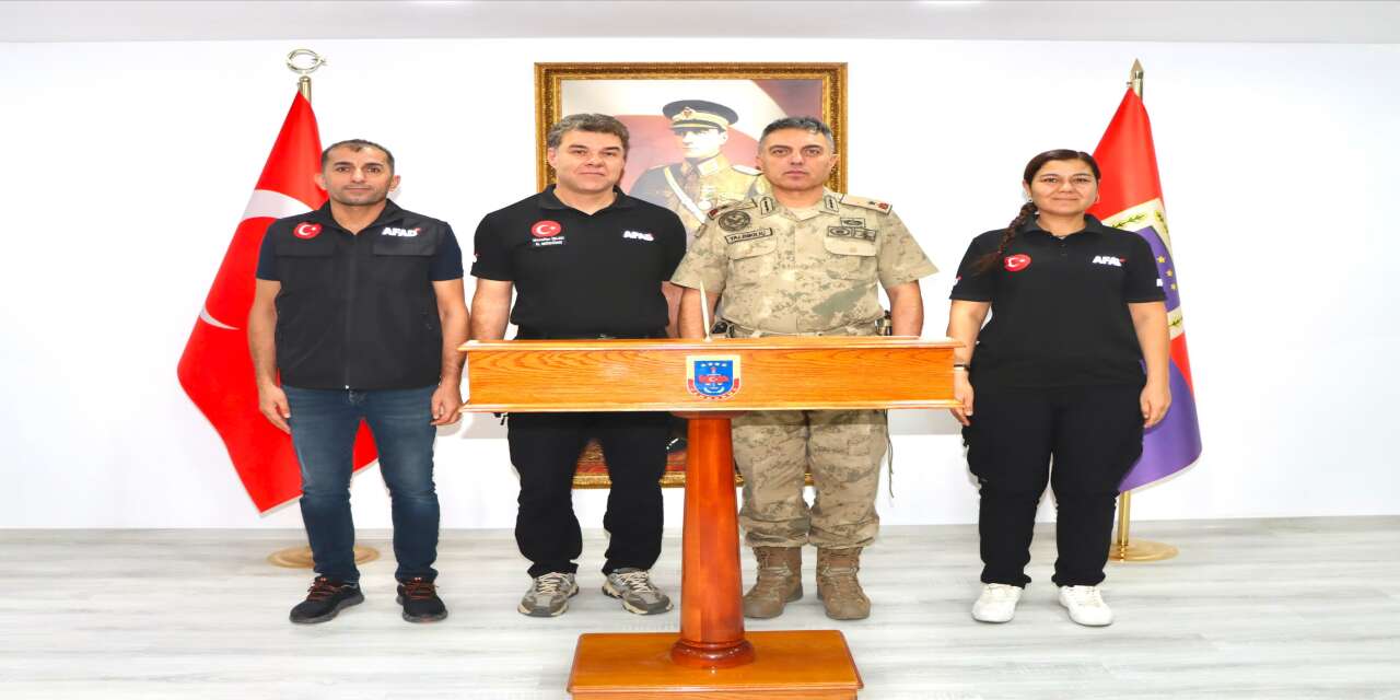 Şırnak’ta Yeni Komutana İlk Ziyaret AFAD’dan