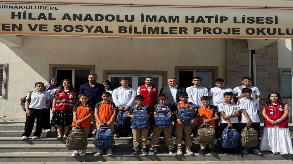 Şırnak’ta Kızılay’dan Öğrencilere Eğitim Desteği