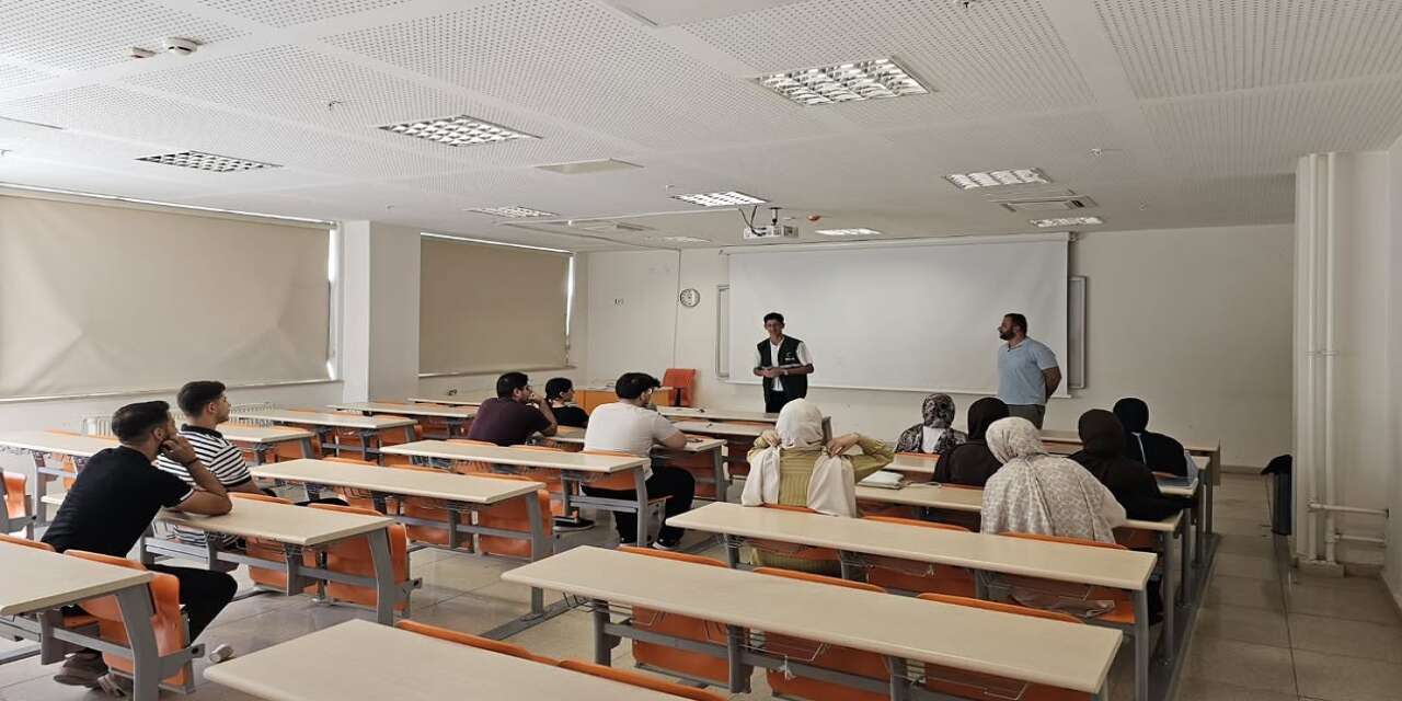 Şırnak’ta Üniversite Öğrencilerine Yeşilay ve YEDAM Tanıtıldı
