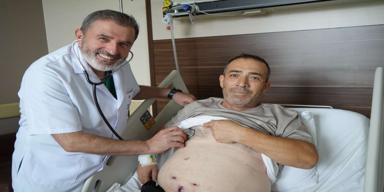 10 Binde Bir Görülen Vakada tüm Organları Ters Çıkan Hasta Kanseri Yendi