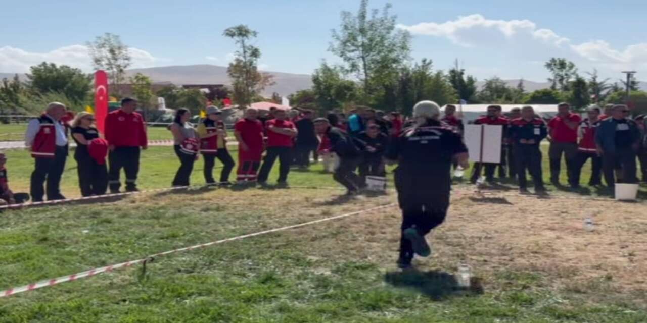 Şırnak AFAD, Van’daki Bölgesel Akreditasyon Kampı’na Katıldı