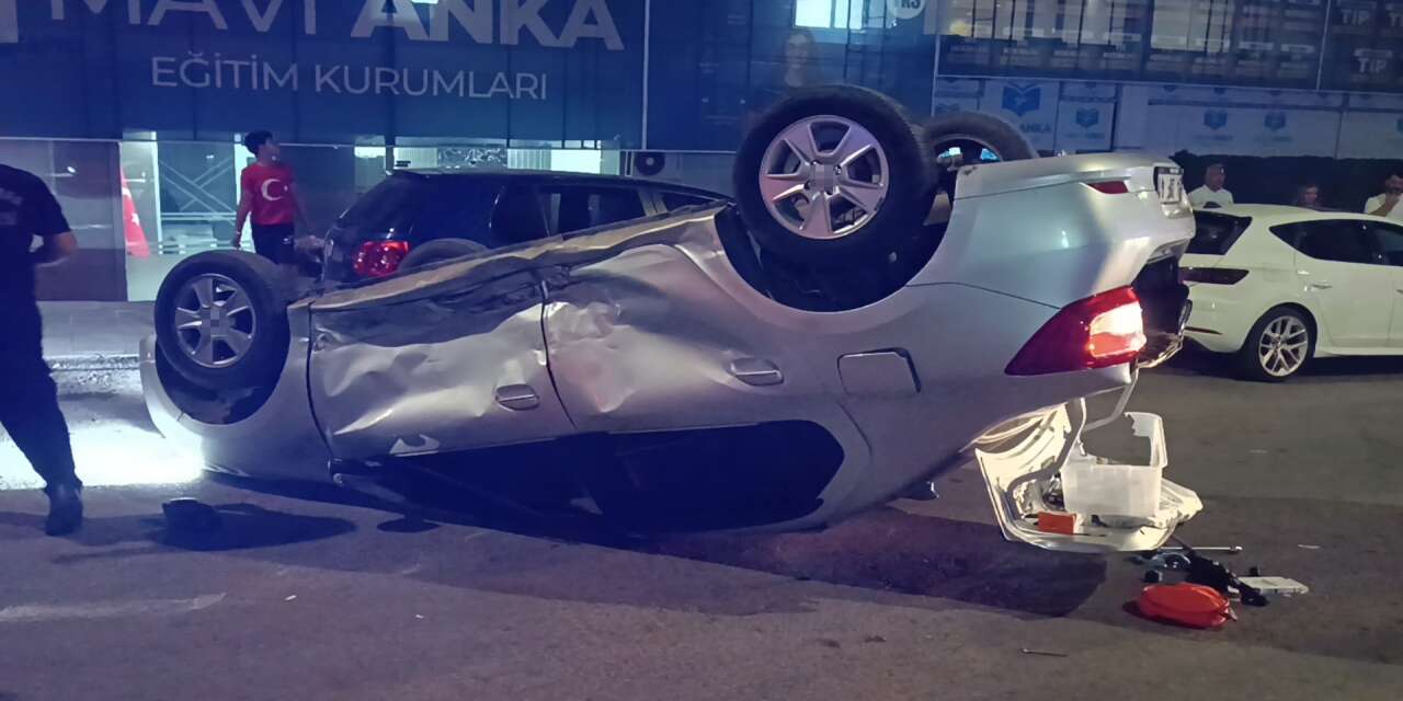 Mesai Dönüşü Acı Kaza! Şanlıurfa'da İki Otomobil Çarpıştı, Ekipler Alarm Geçti!
