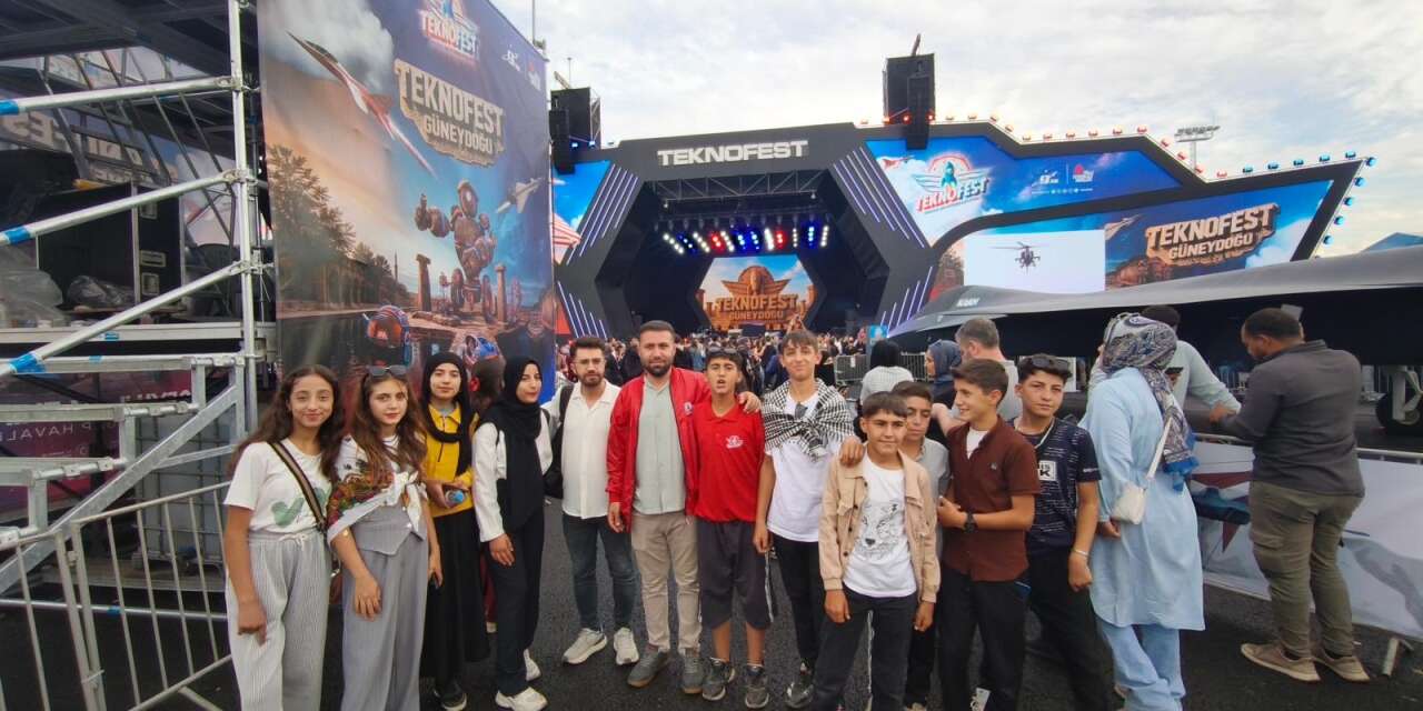 Güçlükonaklı öğrenciler TEKNOFEST'te geleceğe adımladı