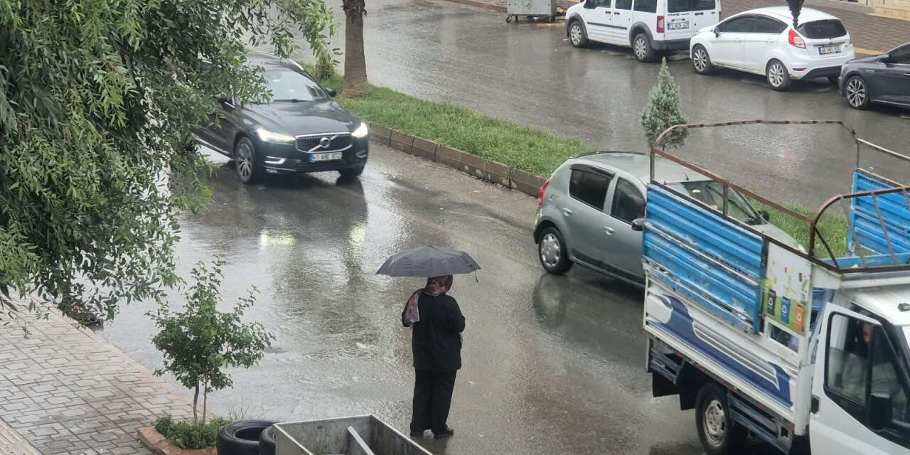Yazın 60 Derecelik Sıcaklarla Kavrulan Kadim Kent Cizre’ye Kış Yüzünü Gösterdi