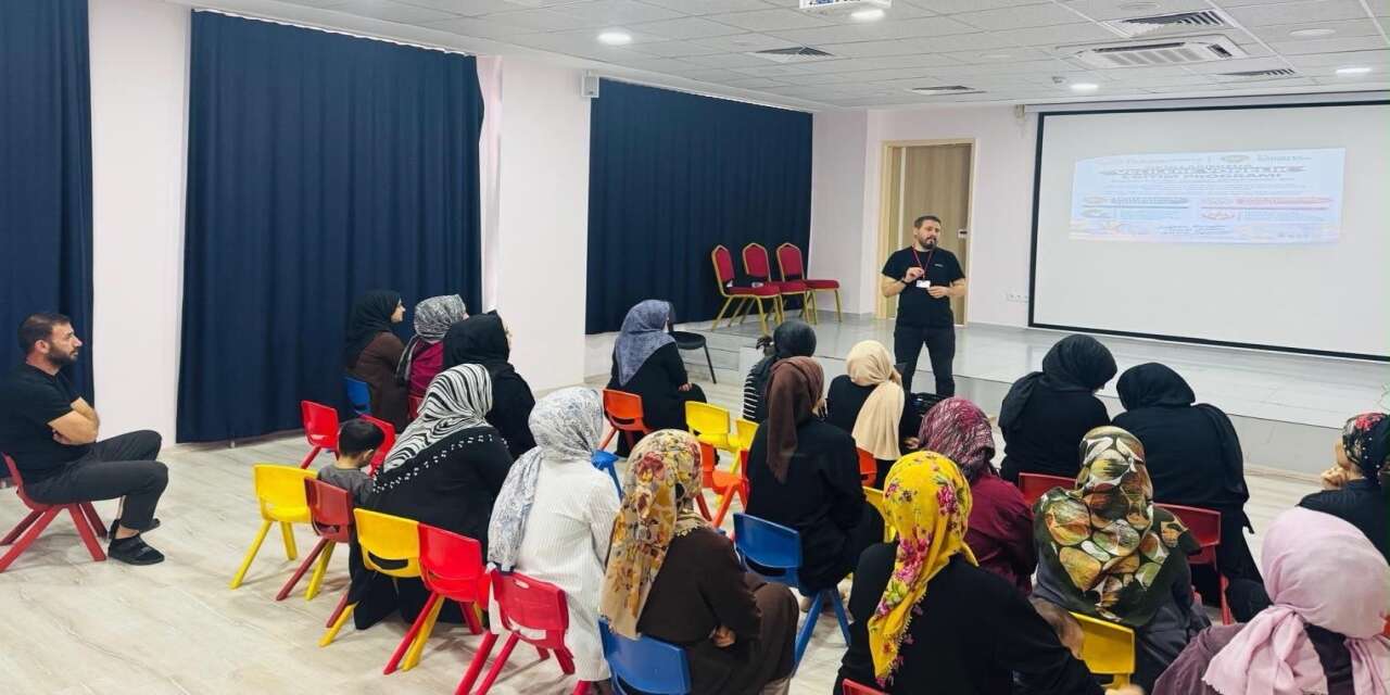 Batman’da Anne Duyarlılığıyla Mücadele: Velilere Bağımlılıkla Mücadele Semineri Verildi!