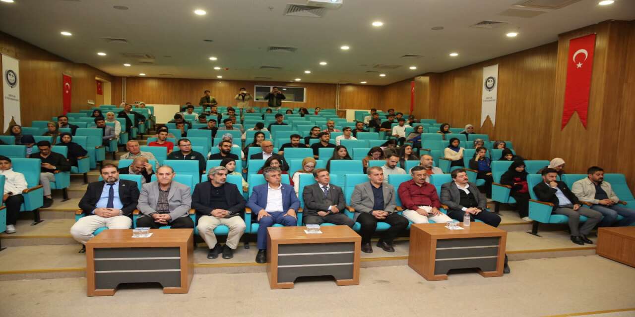 İnsanlık İmtihanımız: Gazze” Konferansı Düzenlendi