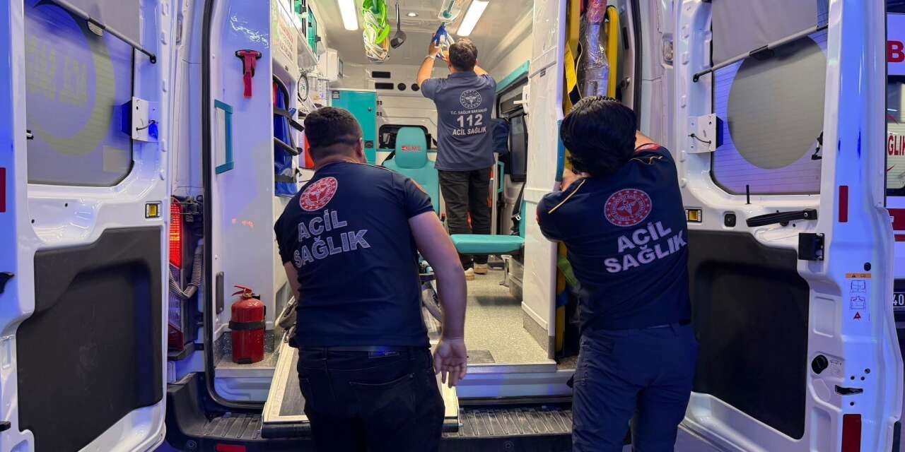 Ağaçkonak Köyü'nde Hareketli Dakikalar: Tabancası Bir Anda Ateş Aldı!