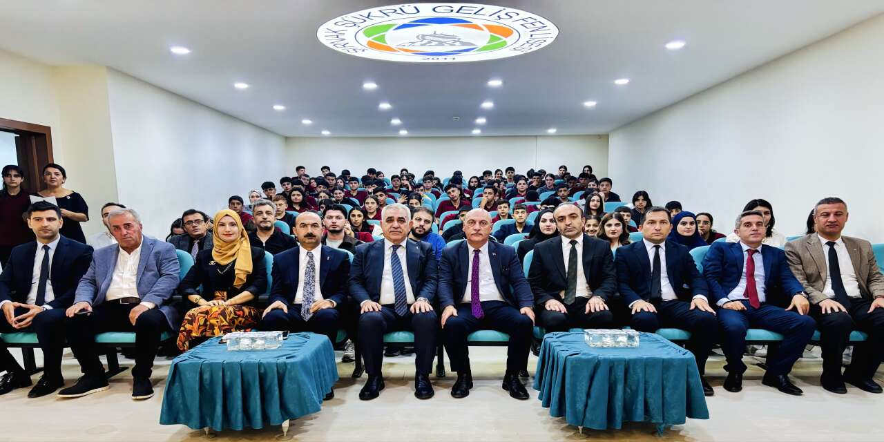 Şırnak’ta Ahilik Ruhu Sahneye Taşındı! Ahi Evran ve Fatma Bacı’yı Öğrenciler Canlandırdı
