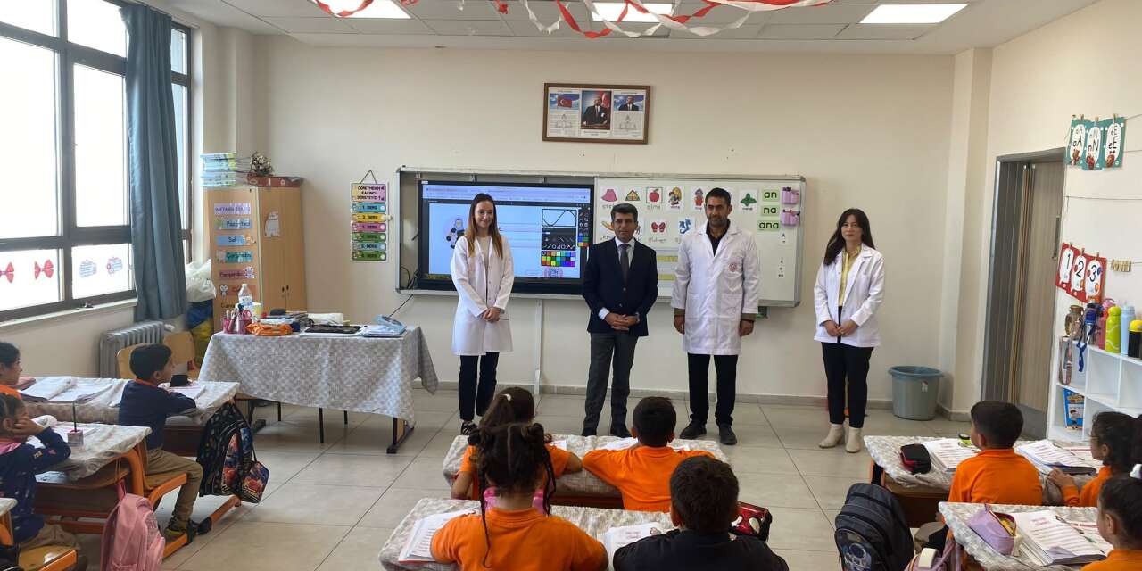 İdil Milli Eğitim Müdürü Sınıflara Konuk Oldu, Talepleri Dinledi