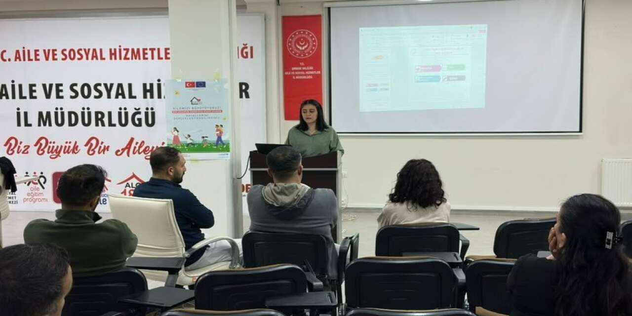 Şırnak'ta Personelle Yönelik Kritik Seminer: Şiddet ve Erken Yaşta Evlilik Ele Alındı!