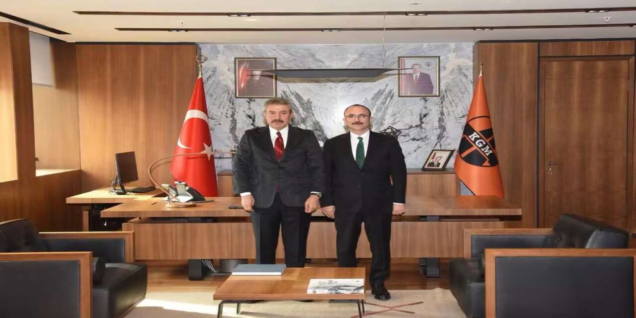 Şırnak’ın Yolları İçin Ankara’da Kritik Zirve: 8 Proje Gündemde!