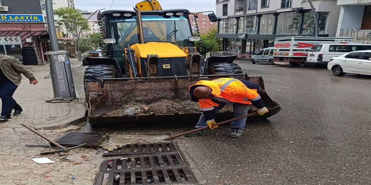 Şırnak’ta Kanalizasyon ve Yağmur Suyu Hatlarında Yoğun Mesai