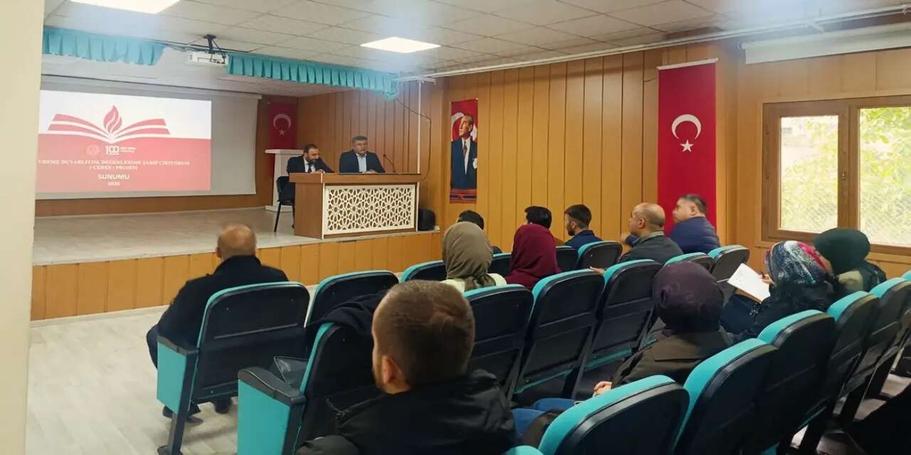 Şırnak'ta ÇEDES Toplantısı Yapıldı: Geleceğin Gençleri Değerleriyle Yetişiyor!