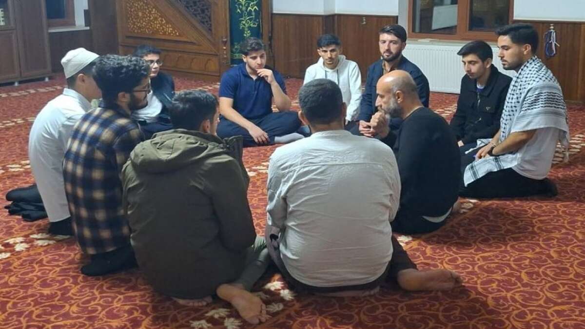 Şırnak'ta Üniversiteli Gençler TOKİ Camii'nde Buluştu