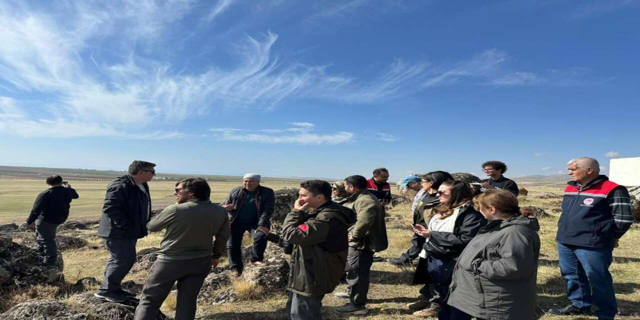 Bitlis’te Arin Gölü İçin Yeni Yol Haritası Masaya Yatırıldı
