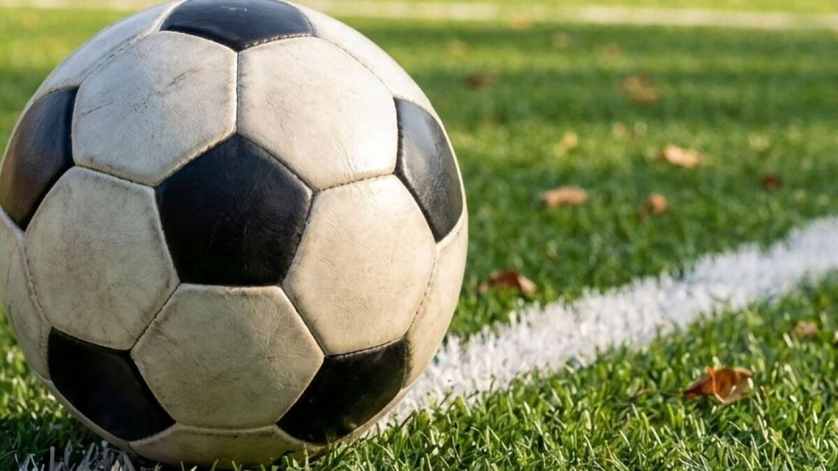 Cizre’de Öğrencileri Sevindiren Futbol Topu Etkinliği