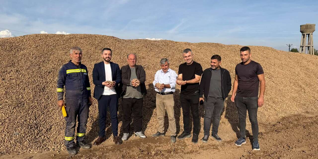 Silopi’de Çiftçilerle Buluşma ve Yerfıstığı Hasadı Heyecanı