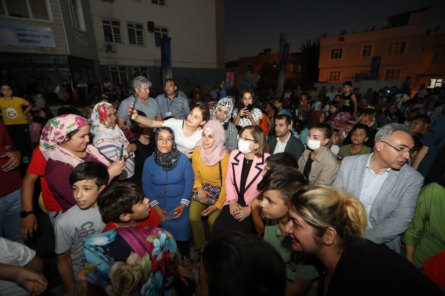 Şahin, Mahallede Şenlik Var Programı'na Katıldı
