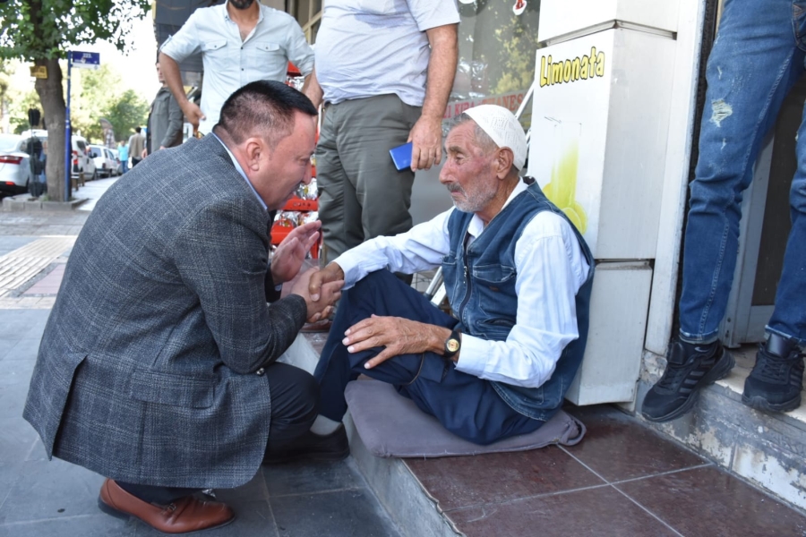 Bağlar Belediye Başkanı 41 Aydır Sahada  