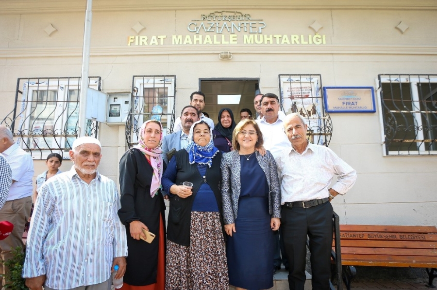 Şahin, Mahalle Ziyaretlerini Sürdürüyor  