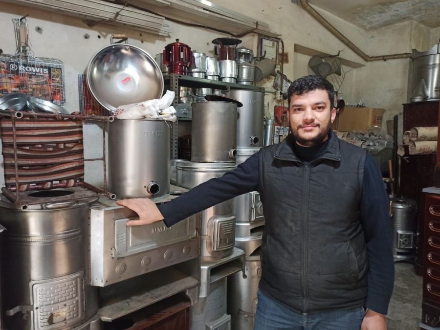 Köylülerin kente göçü soba satıcılarını vurdu