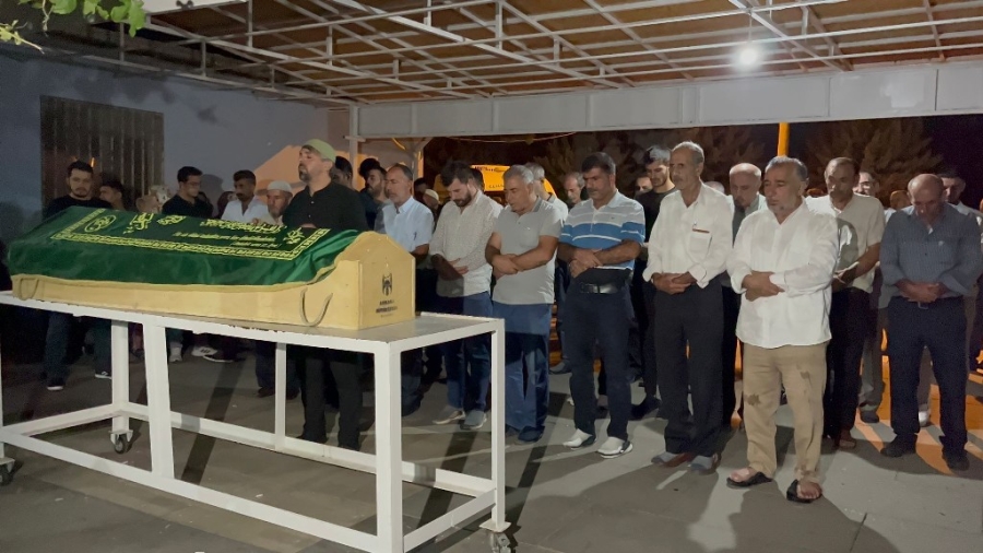 Gaziantep’teki Feci Kazada Hayatını Kaybeden Vatandaşlardan Biri Diyarbakır’da Defnedildi  