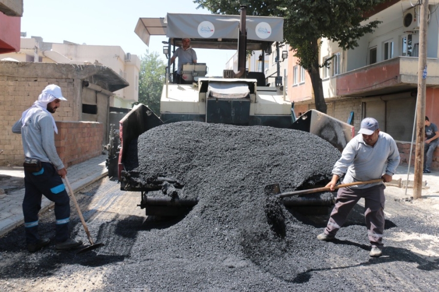 Batman’da Asfalt Çalışmaları Devam Ediyor  