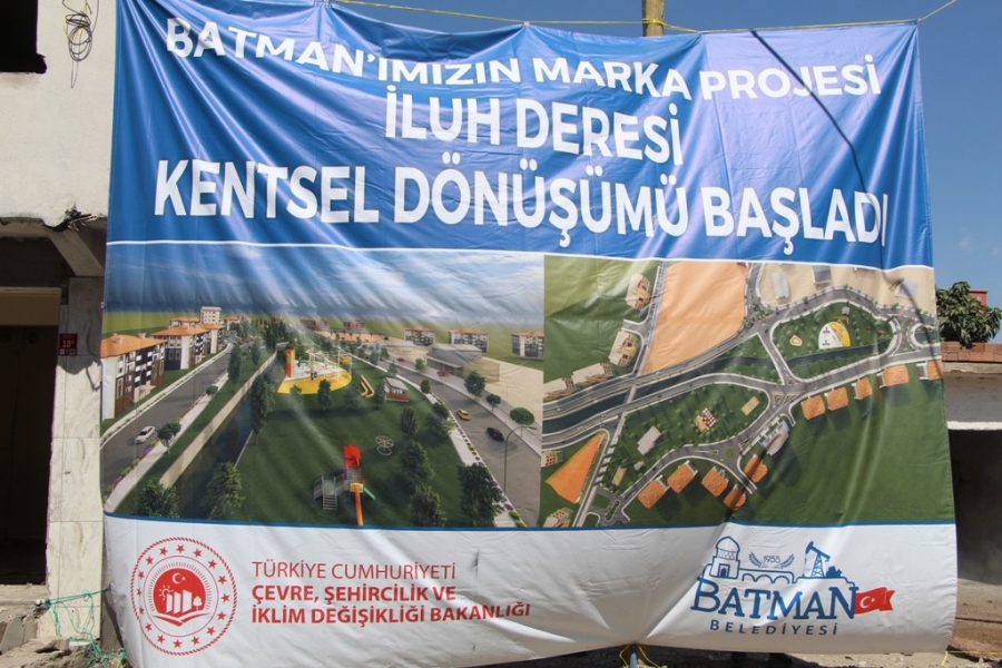 İluh Deresi kentsel dönüşüm alanında 1. etapta yıkım çalışmaları sürüyor 