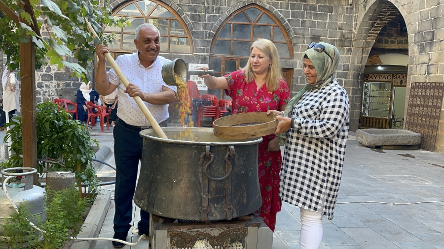 Siverek’te bulgur kaynatma geleneği şenlikle yaşatılıyor