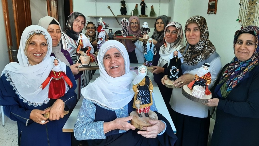 Yöresel 'Zılha Bebekler' kadınların yeni iş kapısı oldu  