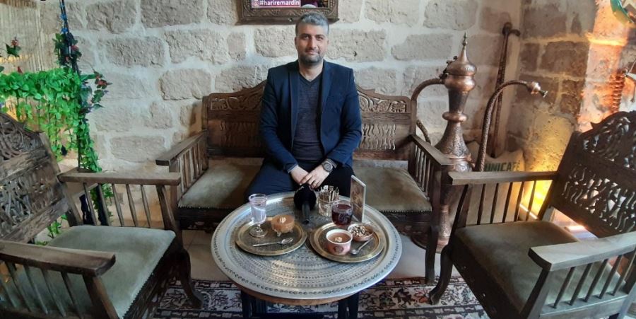 İpeksi görüntüye sahip harire tatlısı turistlerin gözdesi oldu