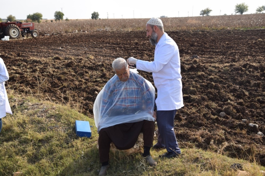 Hilvan’da kurulan ekip 2 yıldır yaşlı ve engellilerin bakımını yapıyor  