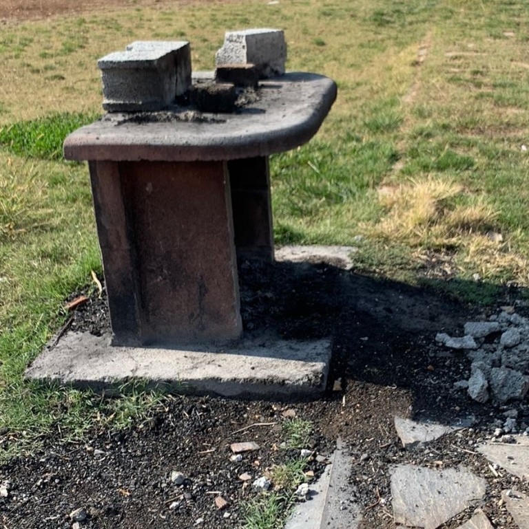 Vatandaşlar Yenikent Mahallesindeki 88 dönümlük parkta bakım istiyor  