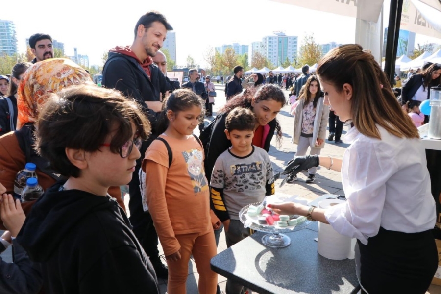 Kayapınar’da vatandaşlara ‘kahve festivali’  