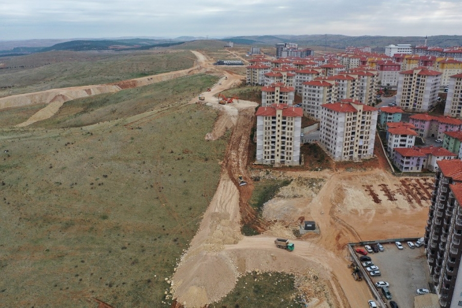 Mahalle sakinleri istedi, çalışmalar anında başladı 