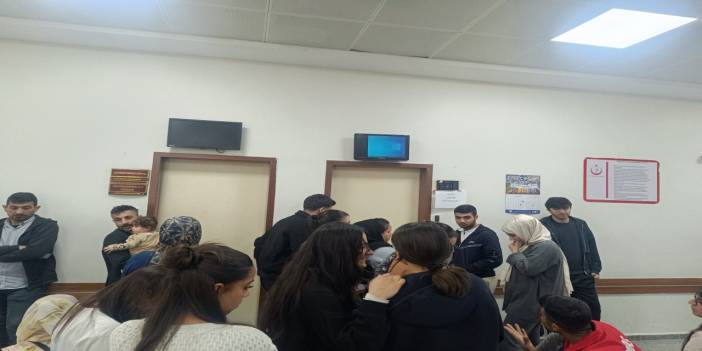 Şırnak’ta Doktor Krizi Büyüyor: “Bu Sistem Bu Şekilde Yürümez”