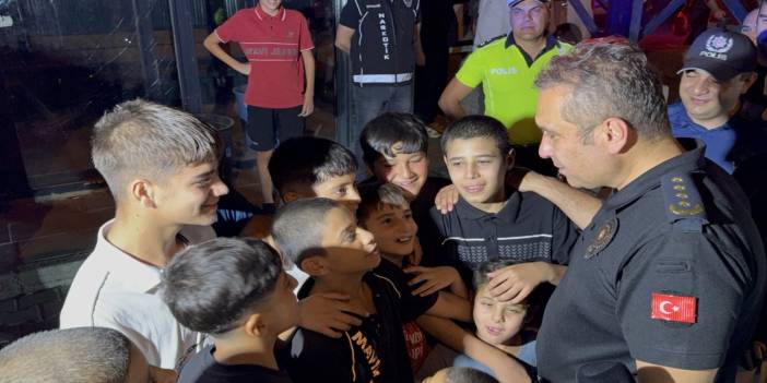 Şırnak Emniyet Müdürü Volkan Sazak Silopi'de Huzur Uygulamasını Yerinde Yönetti