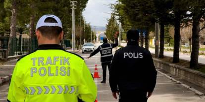 Isparta’da kurallara uymadığı tespit edilen 83 araca cezai işlem