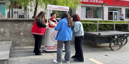 Uludere'de Kadınlara Yönelik Şiddetle Mücadele Bilgilendirme Standı Kuruldu
