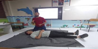 Öğretmenlere Hayat Kurtaran İlk Yardım Eğitimi Silopi'de Verildi
