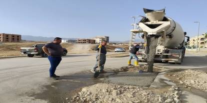 Silopi Bersis TOKİ konutlarında yol onarım çalışması