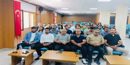 Uludere’de Yıl Sonu Eğitim Değerlendirme Toplantısı Yapıldı
