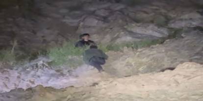 Siirt'te Hayvan Otlatırken Kayalıktan Düşen Çocuk Yaralandı